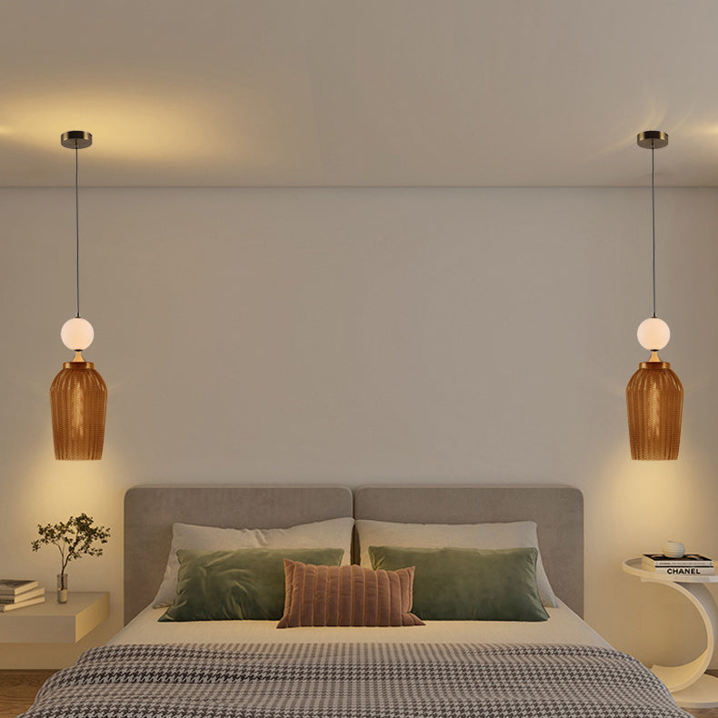 Zeitgenössische skandinavische Kuppel Eisenlampenschirm Glasball 1/2 - Licht Pendelleuchte für Esszimmer 