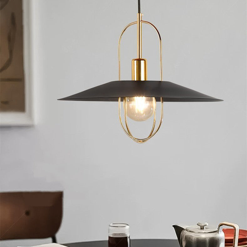 Zeitgenössischer skandinavischer Lampenschirm aus Vollmetall 1 - Licht Pendelleuchte für Esszimmer 
