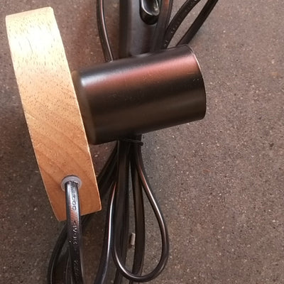 Lampe de table moderne en verre avec base en bois massif et orbe de simplicité pour chambre à coucher, 1 lumière 