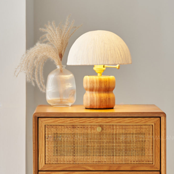 Lampe de table avec abat-jour en papier de riz traditionnel japonais, base en bois massif et cuivre, 1 lumière pour chambre à coucher 