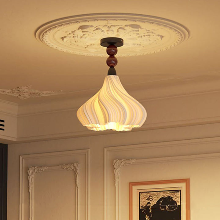 Pantalla de lámpara de PLA de hierro con forma de falda oscilante de cúpula francesa tradicional 1 - Luz colgante para sala de estar 