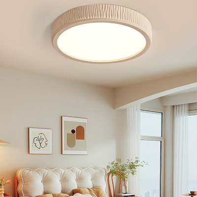 Zeitgenössische nordische runde Creme vertikale Streifen Acrylharz Lampenschirm Eisen LED Deckenleuchte für Schlafzimmer 