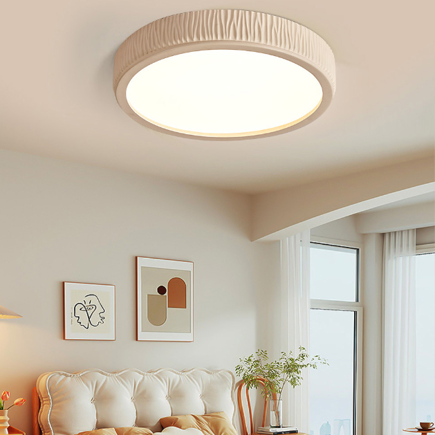 Zeitgenössische nordische runde Creme vertikale Streifen Acrylharz Lampenschirm Eisen LED Deckenleuchte für Schlafzimmer 