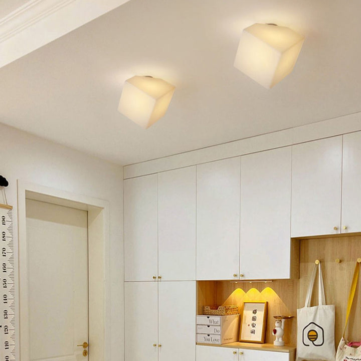 Montura de techo semi empotrada de 1 luz de hardware de rotomoldeo poligonal en cúpula de simplicidad moderna de PVC para pasillos 