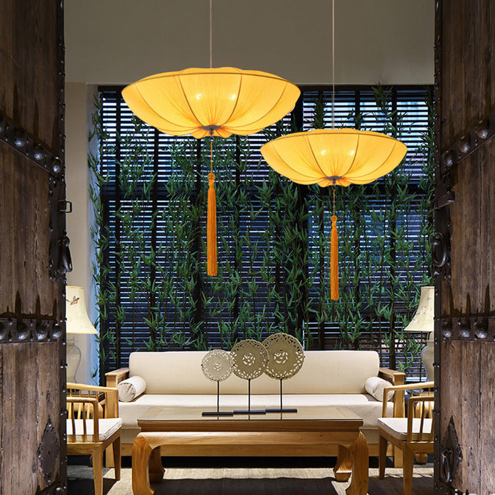 Traditional Chinese Lotus Petal Shape Fabric Iron 1/3-Light Chandeliers For Dining Room