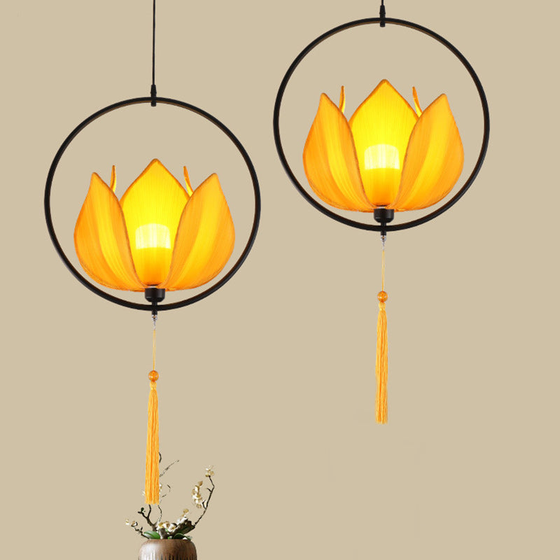 Traditionelle chinesische Lotus-Zylinder-Laterne Stofflampenschirm Eisen 1 - Licht Kronleuchter für Wohnzimmer 