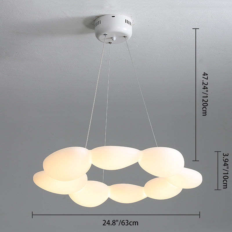 Zeitgenössische skandinavische Kiesel-PE-Lampenschirm-Hardware-LED-Kronleuchter für das Esszimmer 
