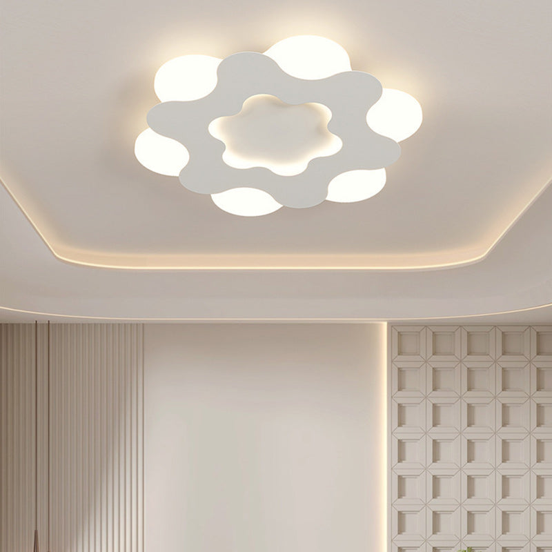 Plafonnier LED en forme de fleur nordique contemporaine avec abat-jour en fer et acrylique pour chambre 
