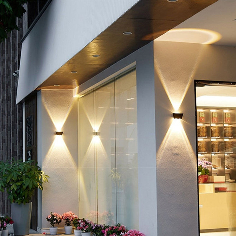 Aplique de pared LED con pantalla de lámpara de aluminio completo en forma de trapecio invertido impermeable de simplicidad moderna para patio exterior 