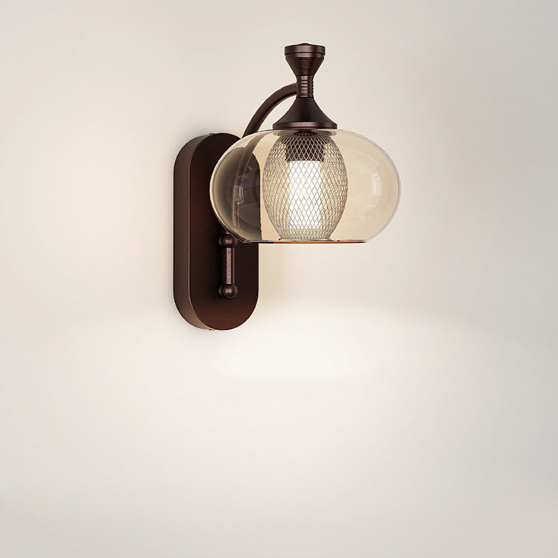 Zeitgenössische Retro-Glas-Lampenschirm Aluminium-Hardware LED-Wandleuchte für Wohnzimmer 