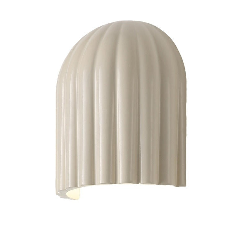 Pantalla de lámpara de hierro con franjas verticales semicirculares crema creativa contemporánea 2 - Aplique de pared de luz para dormitorio 
