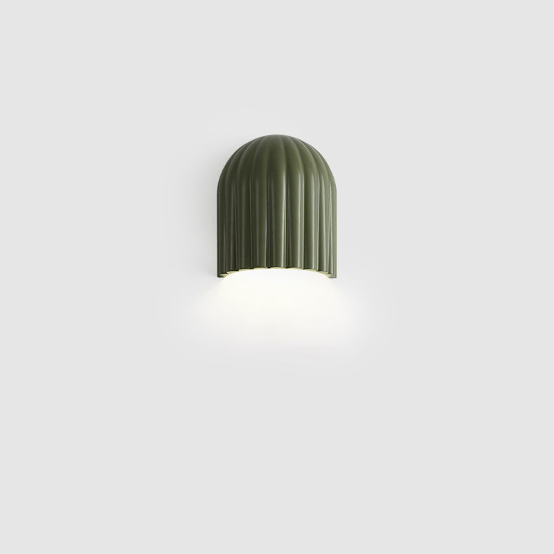 Pantalla de lámpara de hierro con franjas verticales semicirculares crema creativa contemporánea 2 - Aplique de pared de luz para dormitorio 