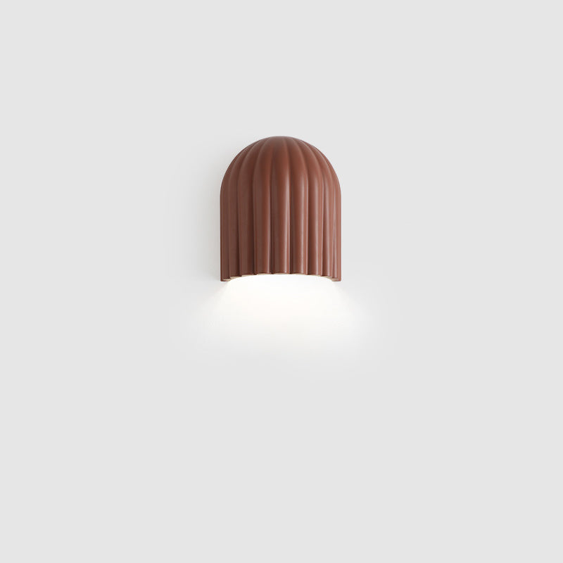 Pantalla de lámpara de hierro con franjas verticales semicirculares crema creativa contemporánea 2 - Aplique de pared de luz para dormitorio 