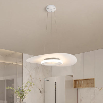 Zeitgenössischer nordischer UFO-förmiger Aluminium-Acryl-Lampenschirm LED-Kronleuchter für Esszimmer 
