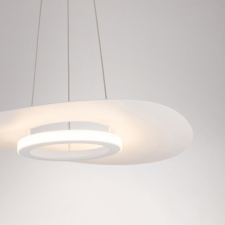 Zeitgenössischer nordischer UFO-förmiger Aluminium-Acryl-Lampenschirm LED-Kronleuchter für Esszimmer 
