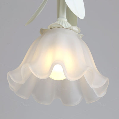 Zeitgenössische nordische Blumen Eisen Glas Lampenschirm 3 - Licht Kronleuchter für Esszimmer 