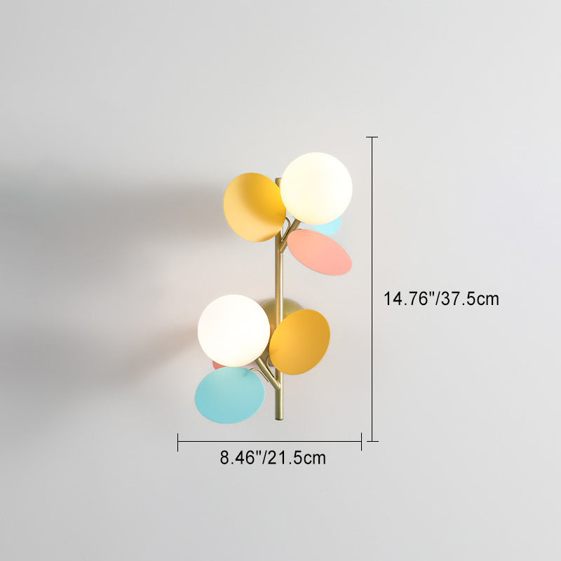 Applique murale contemporaine avec abat-jour en verre en forme d&