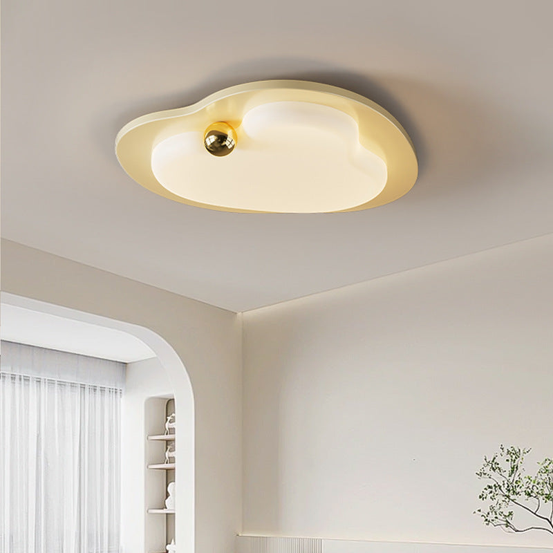 Lustre LED moderne avec abat-jour en acrylique en forme de cœur créatif et monture affleurante pour chambre à coucher 