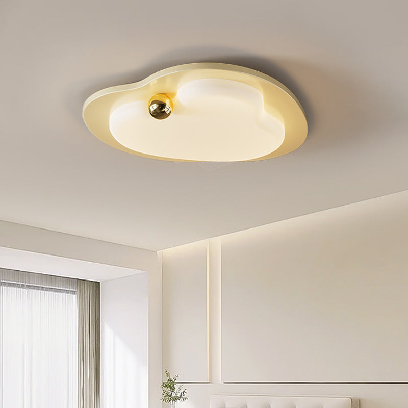 Lustre LED moderne avec abat-jour en acrylique en forme de cœur créatif et monture affleurante pour chambre à coucher 