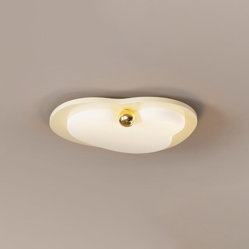 Lustre LED moderne avec abat-jour en acrylique en forme de cœur créatif et monture affleurante pour chambre à coucher 