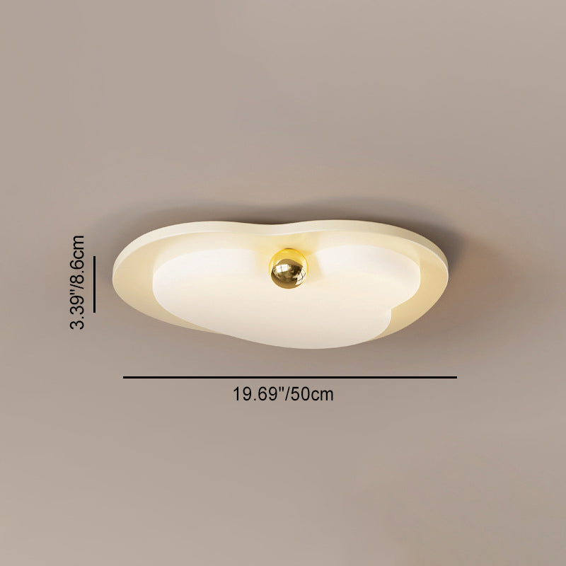 Lustre LED moderne avec abat-jour en acrylique en forme de cœur créatif et monture affleurante pour chambre à coucher 