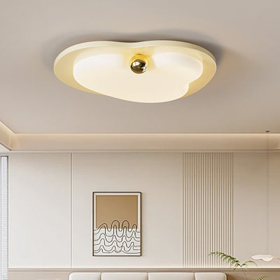Lustre LED moderne avec abat-jour en acrylique en forme de cœur créatif et monture affleurante pour chambre à coucher 