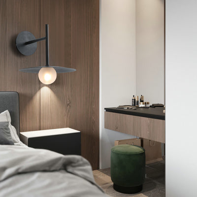 Applique Murale à 1 Lumière en Fer avec Abat-jour en Verre en Forme d'Orbe Simplicité Moderne pour Chambre 