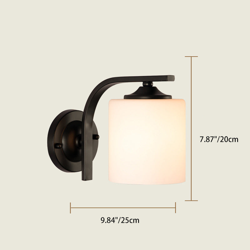Lampe murale à une lumière en fer avec abat-jour en verre cylindrique de simplicité moderne pour salon 