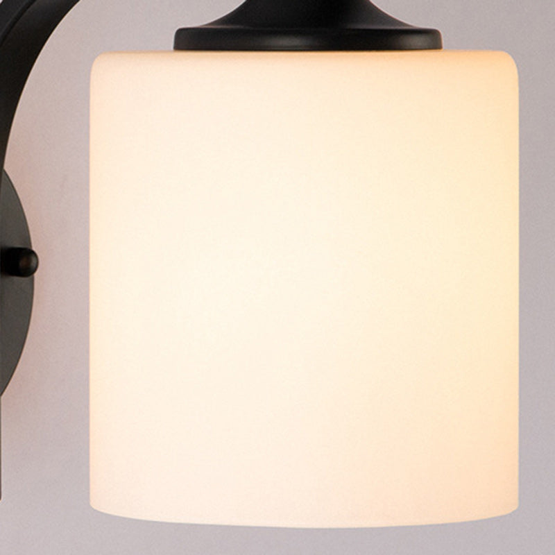 Lampe murale à une lumière en fer avec abat-jour en verre cylindrique de simplicité moderne pour salon 