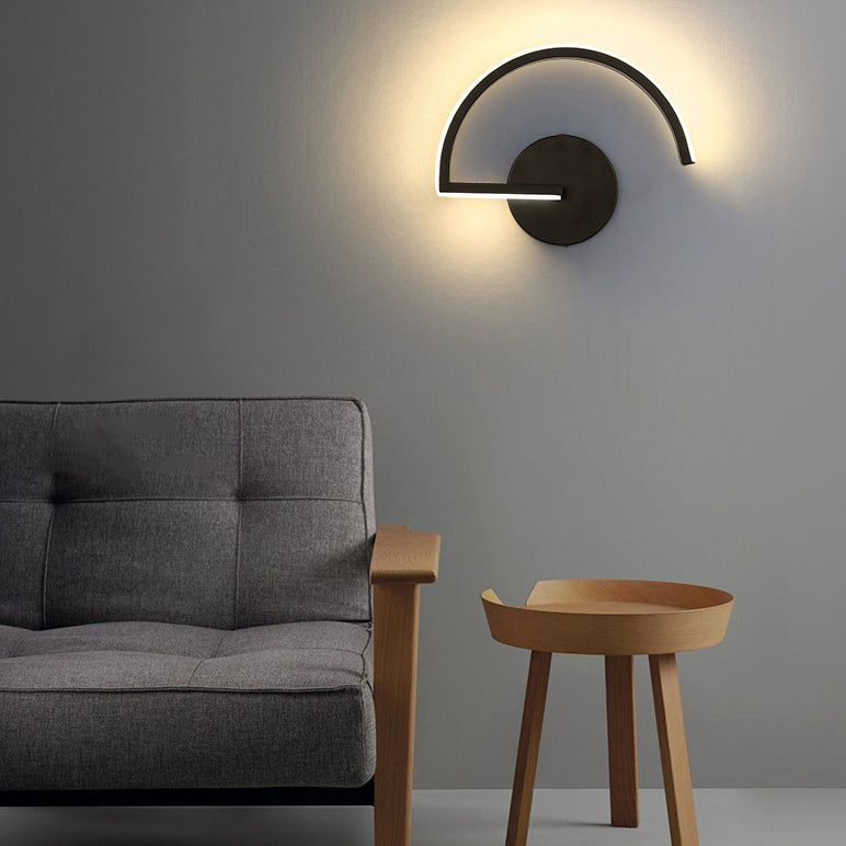 Contemporary Nordic Semicircle Hardware Iron Lampshade LED Wall Sconce Lamp For Bedroom