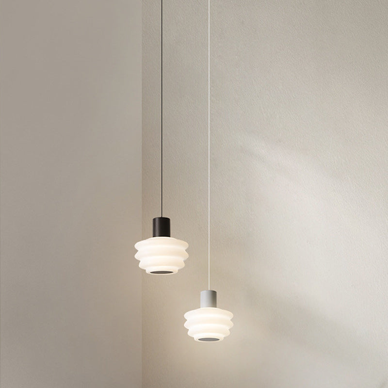 Abat-jour contemporain en forme de dôme nordique en rotomoulage, suspension LED en fer pour chambre 