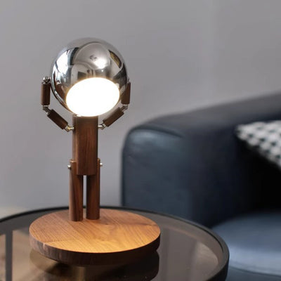 Lampshade en fer d'astronaute créatif contemporain avec base en bois et lampe de table LED pour chambre 