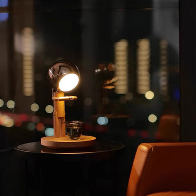 Lampshade en fer d'astronaute créatif contemporain avec base en bois et lampe de table LED pour chambre 
