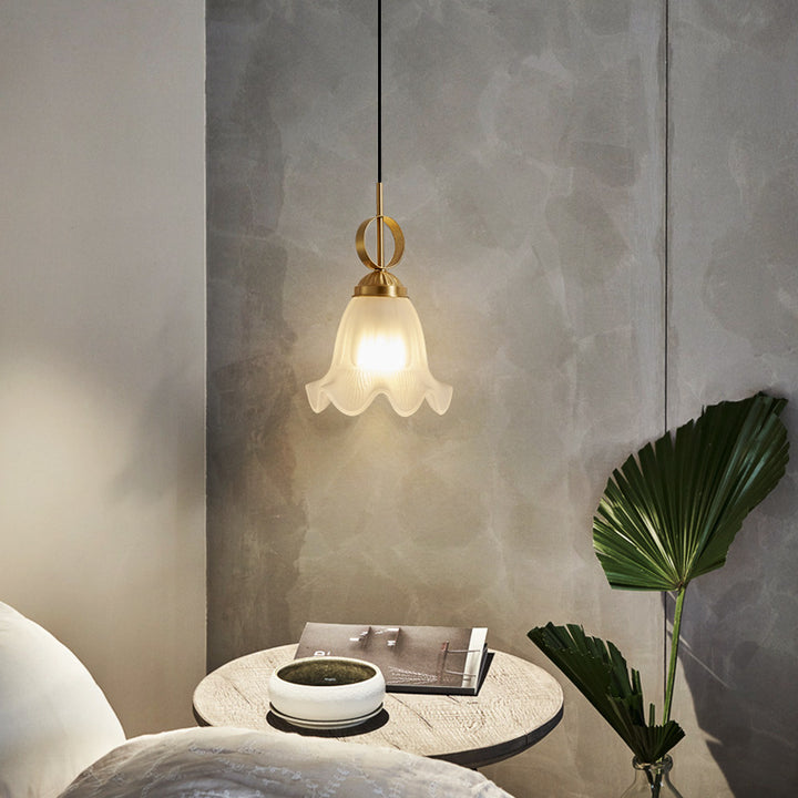 Pantalla de lámpara de vidrio de latón con flor tradicional francesa 1 - Luz colgante para sala de estar 