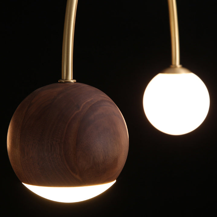 Dôme scandinave contemporain Arc semi-circulaire Orbes Noyer Frêne Cuivre Lustre à 6 lumières pour salle à manger 