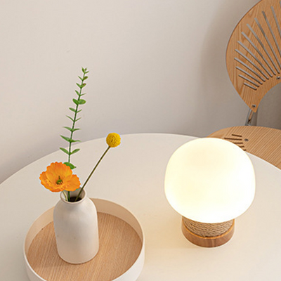 Lámpara de mesa de cera derretida con pantalla de cono de hierro retro contemporáneo y base de acero de 1 luz para dormitorio 