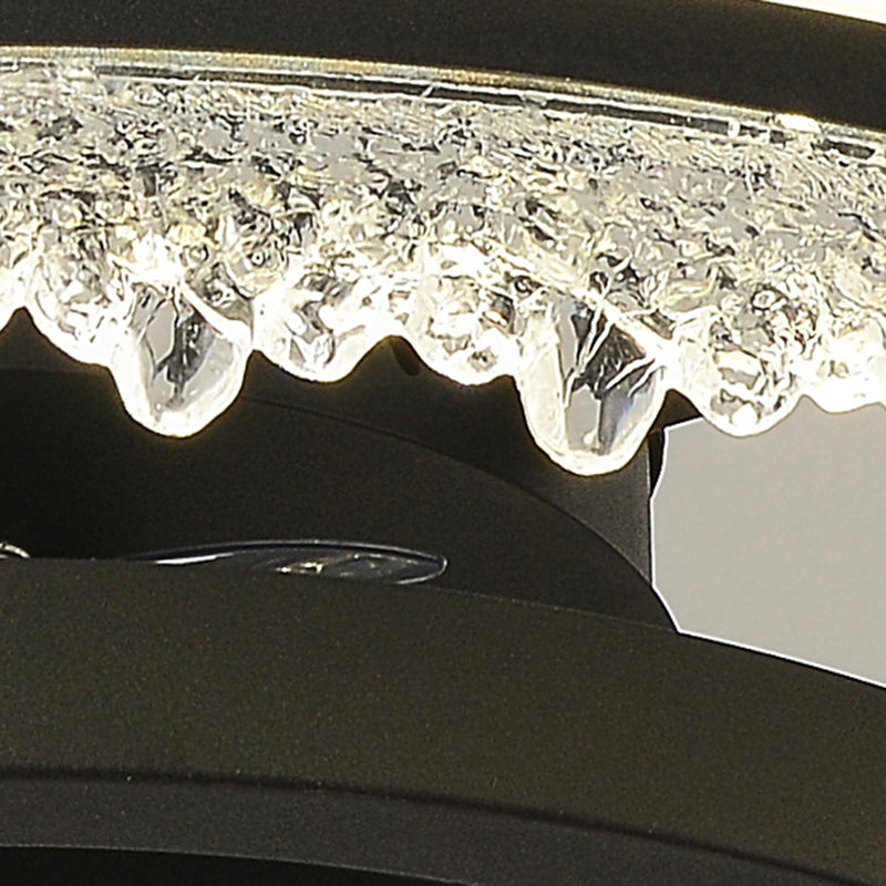 Zeitgenössischer nordischer Kuppelrunder Eisen-Acryl-Eisstruktur-Rand-LED-Deckenventilator mit Stangen für das Wohnzimmer 