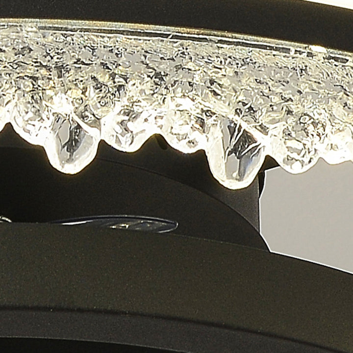 Zeitgenössischer nordischer Kuppelrunder Eisen-Acryl-Eisstruktur-Rand-LED-Deckenventilator mit Stangen für das Wohnzimmer 
