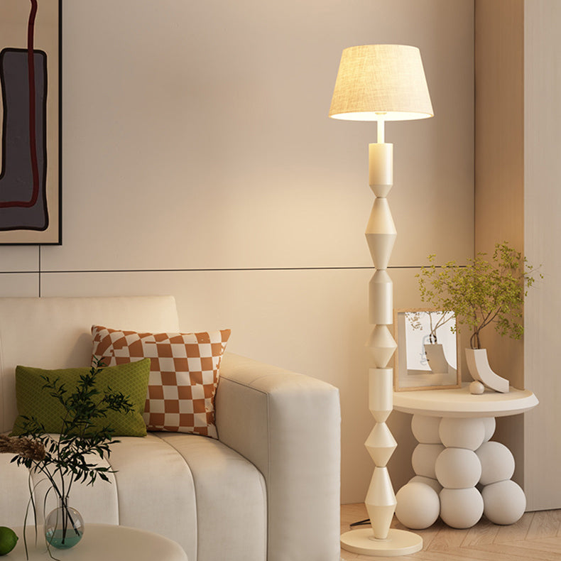 Abat-jour en tissu trapézoïdal nordique contemporain avec base ronde, lampe de sol à 1 lumière pour salon 