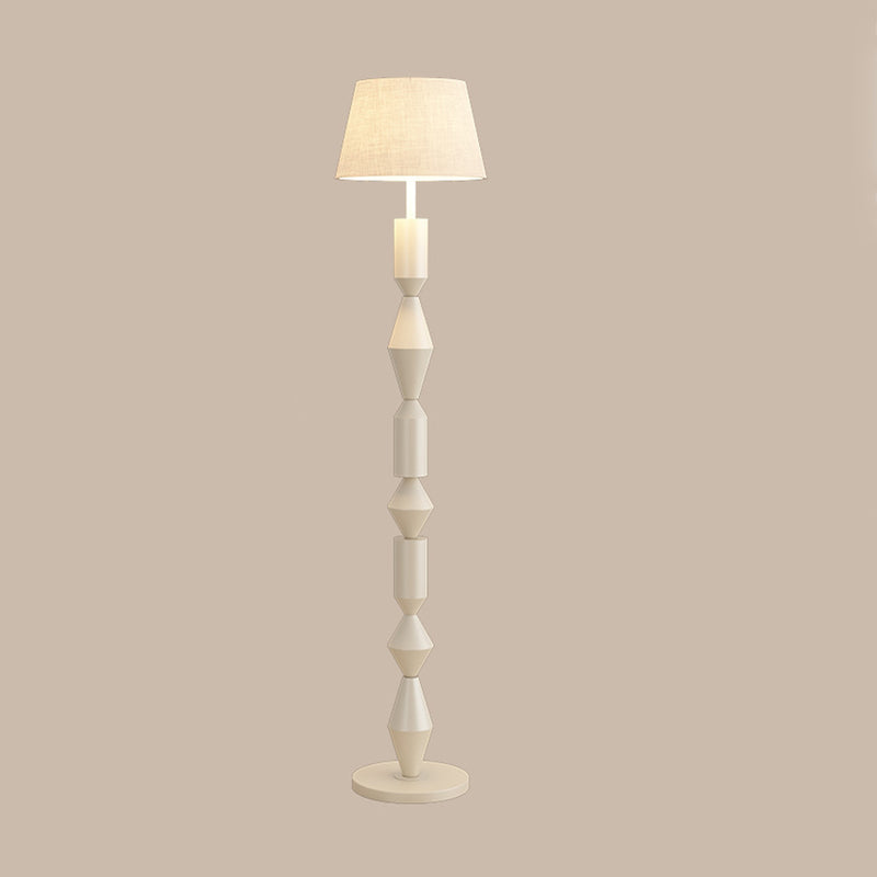 Abat-jour en tissu trapézoïdal nordique contemporain avec base ronde, lampe de sol à 1 lumière pour salon 