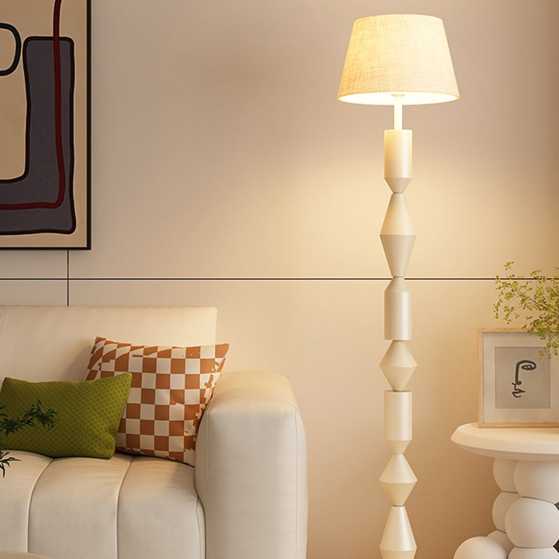 Abat-jour en tissu trapézoïdal nordique contemporain avec base ronde, lampe de sol à 1 lumière pour salon 