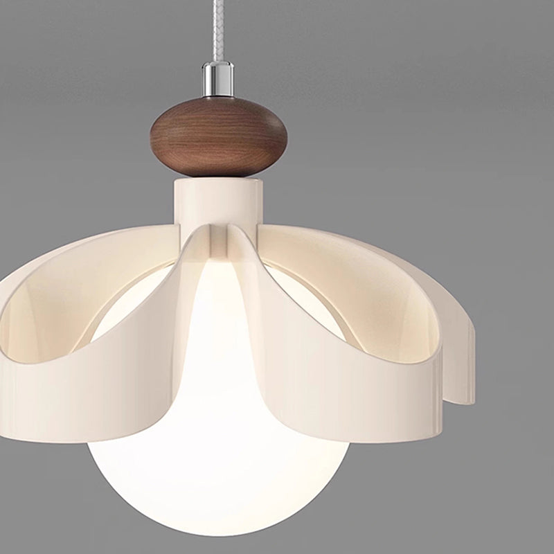 Lustre contemporain nordique en fer crème fleur orbe PE 1/3 - Lumière pour salle à manger 