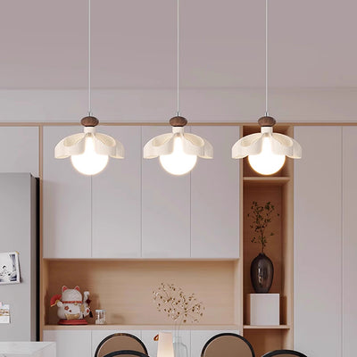 Lustre contemporain nordique en fer crème fleur orbe PE 1/3 - Lumière pour salle à manger 
