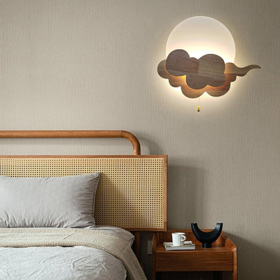 Traditionelle japanische Wolken-Eichen-Acryl-LED-Wandleuchte für das Wohnzimmer 