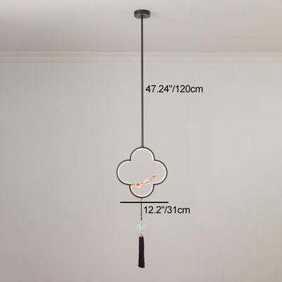 ضوء قلادة LED تقليدي صيني على شكل ورقة البرسيم الرباعية الأسطوانية من سبائك الزنك والنحاس مع زهور الخوخ لغرفة النوم 