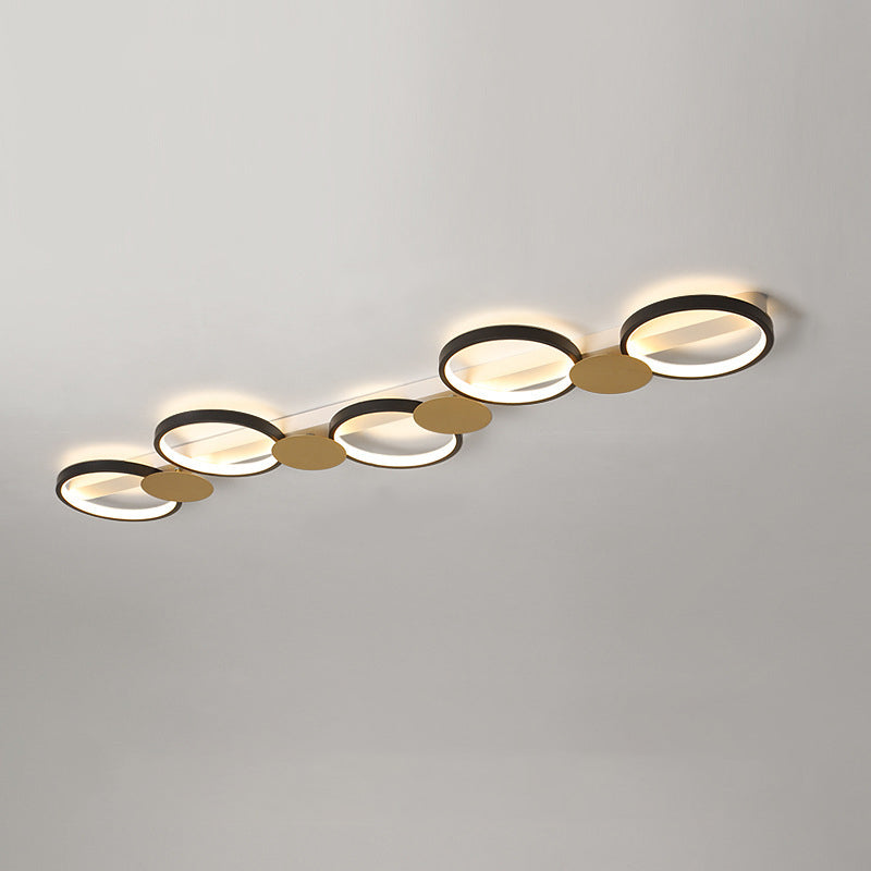 Zeitgenössische skandinavische runde Ring-Eisen-Acryl-LED-Deckenleuchte für das Wohnzimmer 