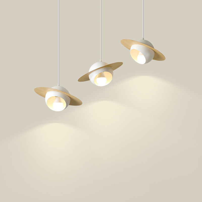 Chandelier contemporain en fer et aluminium de forme OVNI nordique à 3 lumières pour salle à manger 