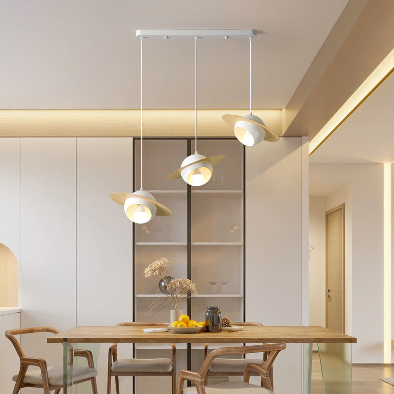 Chandelier contemporain en fer et aluminium de forme OVNI nordique à 3 lumières pour salle à manger 