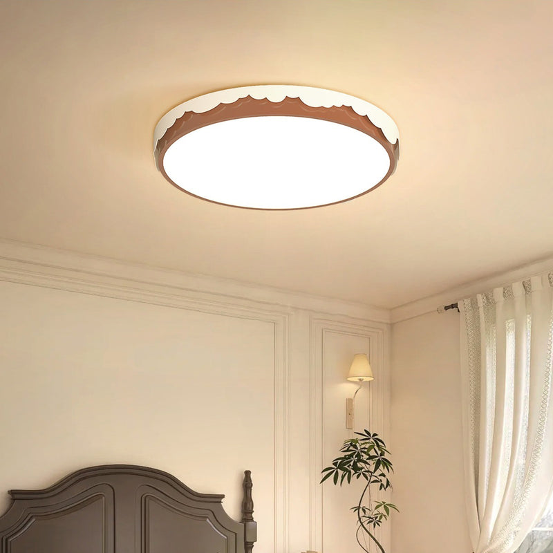 Lumière de plafond LED encastrée en acrylique avec matériel contemporain rétro rond carré à bord ondulé pour chambre 