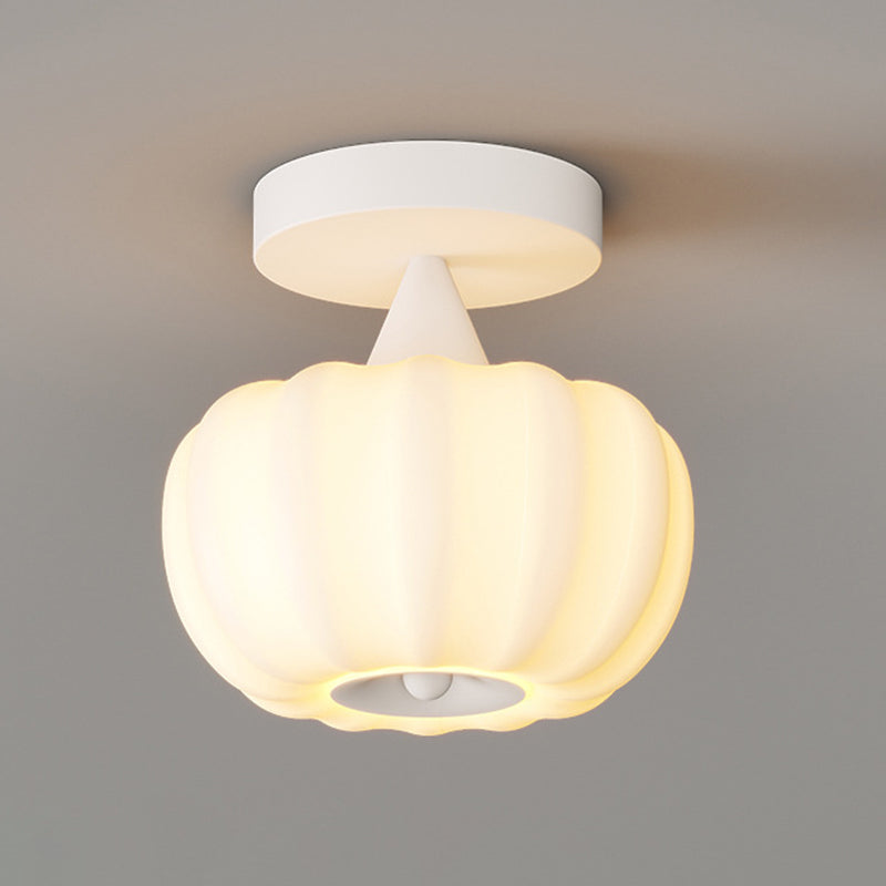 Plafonnier à LED moulé par rotation en fer Nordic contemporain en forme de citrouille pour couloirs 